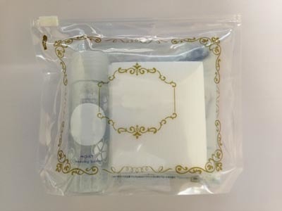 空港でのクレンジング商品サンプリング事例4
