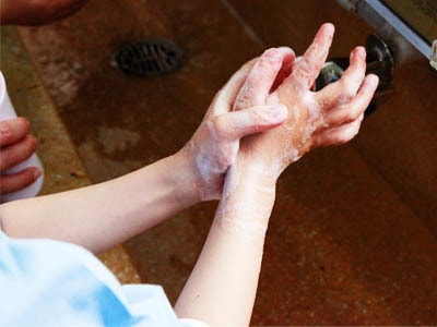 東京都内の幼稚園にて園児に向けた有名ハンドソープメーカーによる手洗いイベント実施事例