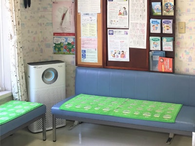 小児科/耳鼻咽喉科/幼児教室における日本初ローンチ空気清浄機のタッチ&トライ事例4