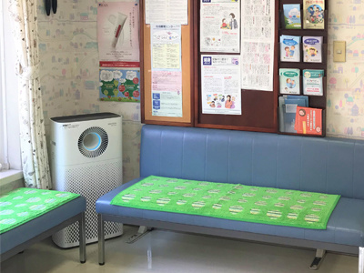 小児科／耳鼻咽喉科／幼児教室における日本初ローンチ空気清浄機のタッチ＆トライ事例