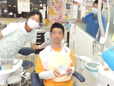 歯科医院に来院する患者に向けた大手メーカー歯磨きのサンプリング事例2
