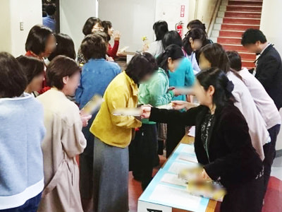 食べ盛りの中学生を持つ保護者に向けた食卓応援「新ルウ調味料」のサンプリング事例3