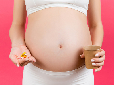 産婦人科（産科）の妊娠計画中や妊娠初期の患者に向けた和漢素材配合葉酸サプリのサンプリング事例