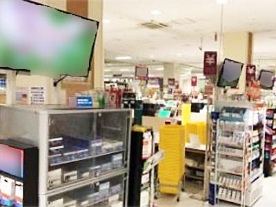 GMS食品売場サイネージでの大手食品メーカーのポタージュ発売周年記念キャンペーン放映事例3