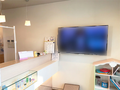 歯科医院でのマウスウォッシュの認知拡大と購買意欲促進を図った商品紹介映像放映事例1