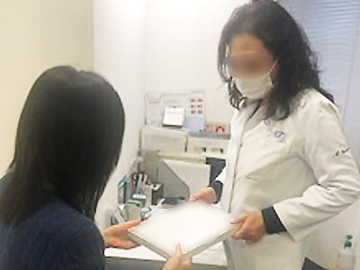 皮膚科に通院中の女性患者に向けた乳酸菌生まれのスキンケア試供品セットのサンプリング事例3