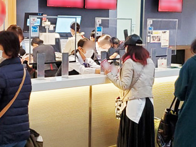 コロナ禍の旅行代理店空港カウンターにおける多機能マスクのサンプリング事例1