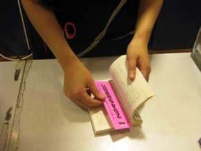 大手書店しおり広告1