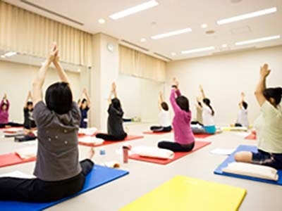 オンラインヨガサービスの妊産婦に向けた告知サンプリング事例4