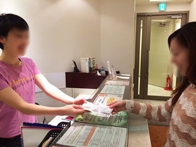 オンラインヨガサービスの妊産婦に向けた告知サンプリング事例1