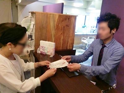オンラインヨガサービスの妊産婦に向けた告知サンプリング事例4