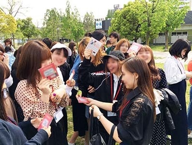 専門学校の女子生徒に向けたシャンプー&コンディショナーサンプリング事例3