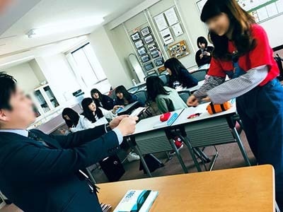 専門学校の女子生徒に向けたシャンプー&コンディショナーサンプリング事例4