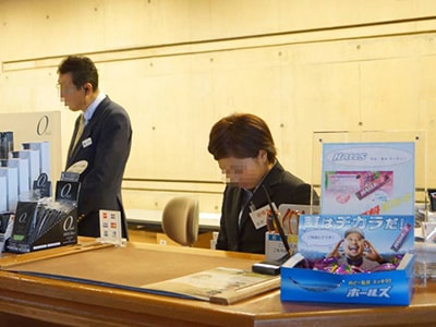 全国のターゲット接触ポイントにおけるのど飴設置サンプリング事例3