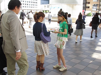 チアシードビスケットの街頭配布事例3