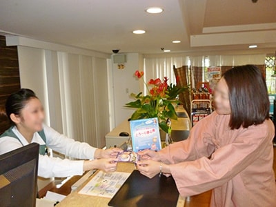 温泉旅館でのホットアイマスクサンプリング事例2