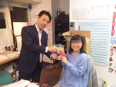 炭酸栄養ドリンクの学習塾サンプリング事例2