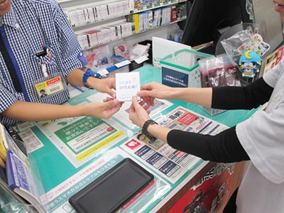 肌が疲れた働く20代女性に向けたスキンケア商品のサンプリング事例1