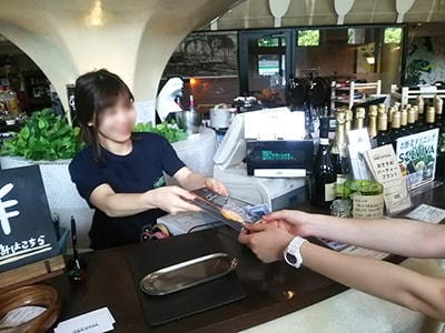 ノンシリコンシャンプーの健康志向な女性向けサンプリング事例3