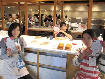大手料理教室での女性向け立体型マスクサンプリング事例3