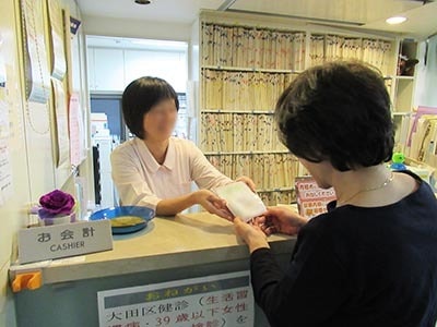 皮膚科医院でのダニ除去スプレーサンプリング事例4
