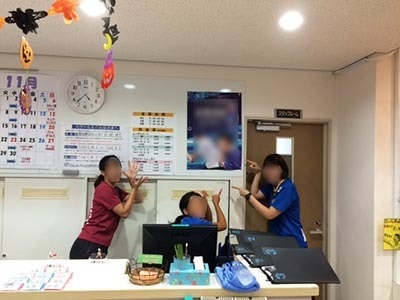 テニス施設での衣類の消臭剤サンプリング事例4