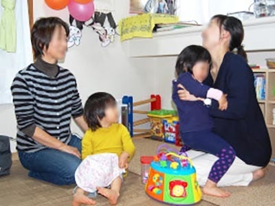 保育士から保育園に通う園児のいる保護者への夜用拭き取り乳液シートサンプリング事例2
