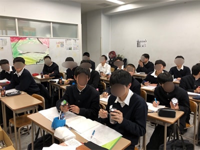 教育機関・医療機関・高齢者施設等でのアーモンド飲料サンプリング事例3