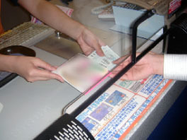 映画館チケットカウンターでのルートサンプリング2