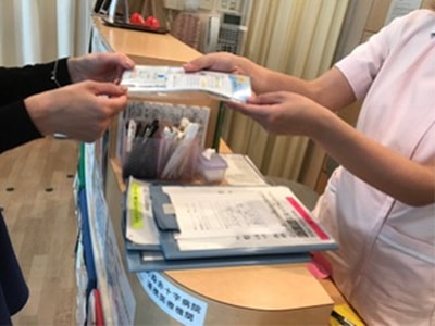 スキンケアブランド敏感肌用BBクリームの小児科サンプリング事例1