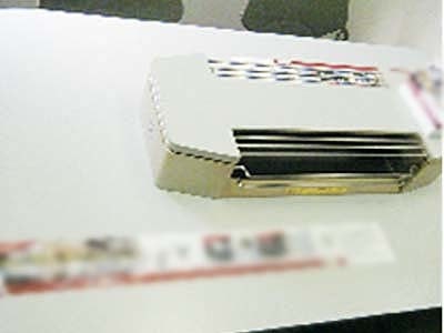 オフィス内分煙機ステッカー広告2