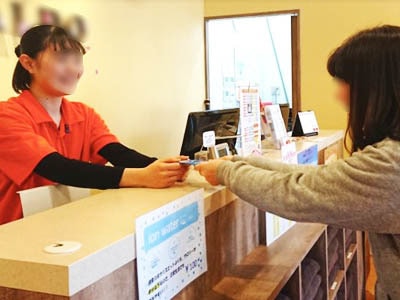 美意識の高い働く20~30代女性に向けた大手化粧品メーカー試供品のサンプリング事例