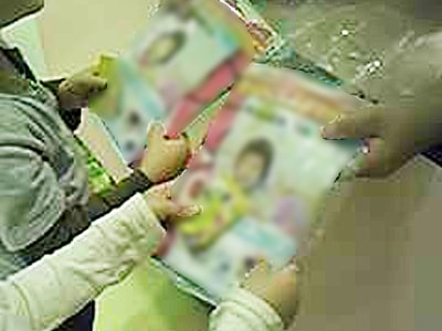 室内アミューズメント施設『モーリーファンタジー』での幼児向け鉛筆ドリルのサンプリング事例4