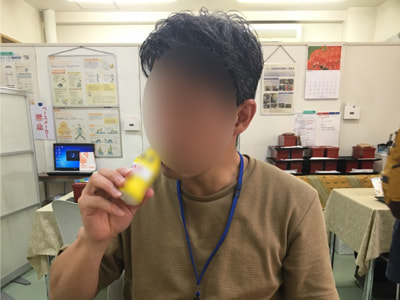人間ドック/健診センターでの要冷蔵機能性ヨーグルトドリンク&商品紹介リーフレットのサンプリング事例3