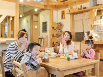 親子利用の多いカフェ＆レストラン（親子カフェ含む）サンプリング1
