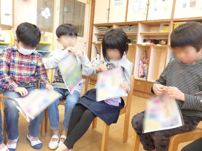 幼稚園と保育園の園児たちに向けたアニメ番組のキャラクターシール&ぬり絵&チラシのサンプリング事例4
