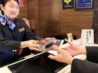 大手ホテルチェーン利用客に向けたコンビニ限定男性向けボディケア商品のサンプリング事例4