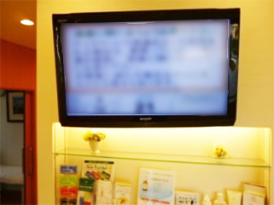医療機関待合室(小児科メイン)映像放映1