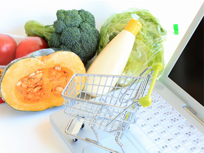 大手ネットスーパーで日用品購入された利用者に向けたボディソープ試供品の同梱サンプリング事例