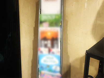 ファミリー利用の多いレストラン/カフェでの自治体観光誘致冊子の設置サンプリング事例4