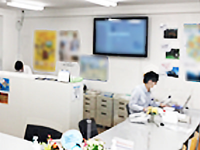 不動産店舗チェーンでの映像放映