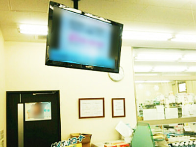 調剤薬局NIでの映像放映2