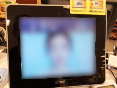 大手書店 映像放映+専用棚設置1