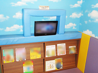 キッズコーナーでの映像放映