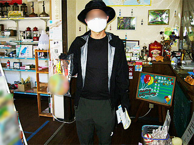 外で調理を行うキャンプ場とグランピング施設での簡単に作れるお好み焼き粉とチヂミ粉のサンプリング事例1