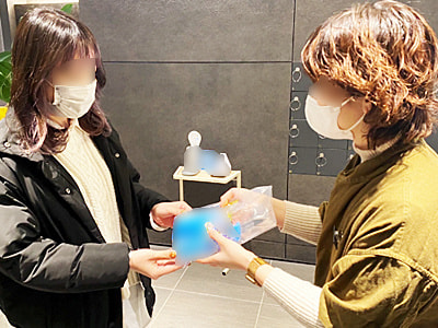 美容意識が高い20~40代女性が集まるヨガスタジオと美容院利用客に向けた泡洗顔料のサンプリング事例2