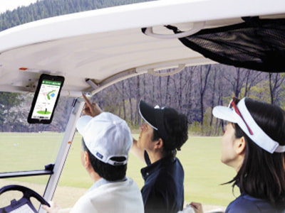 大手流通店内サイネージでの厚労省推進「上手な医療のかかり方」啓もう映像放映事例1