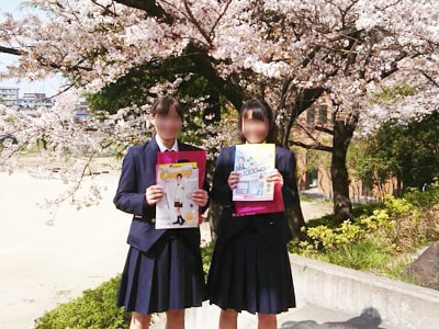新高校1年生の女子生徒に向けたファッション通販カタログ&ペンのサンプリング事例4