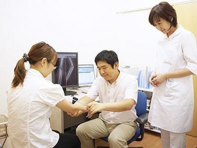 整形外科医院/リハビリセンターでのルートサンプリング