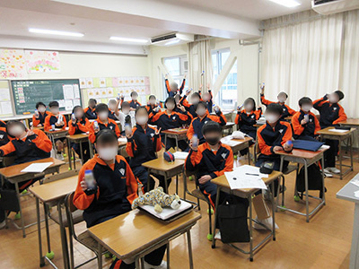 中学校・高等学校における飲むヨーグルトタイププロテイン飲料の要冷蔵サンプリング事例3